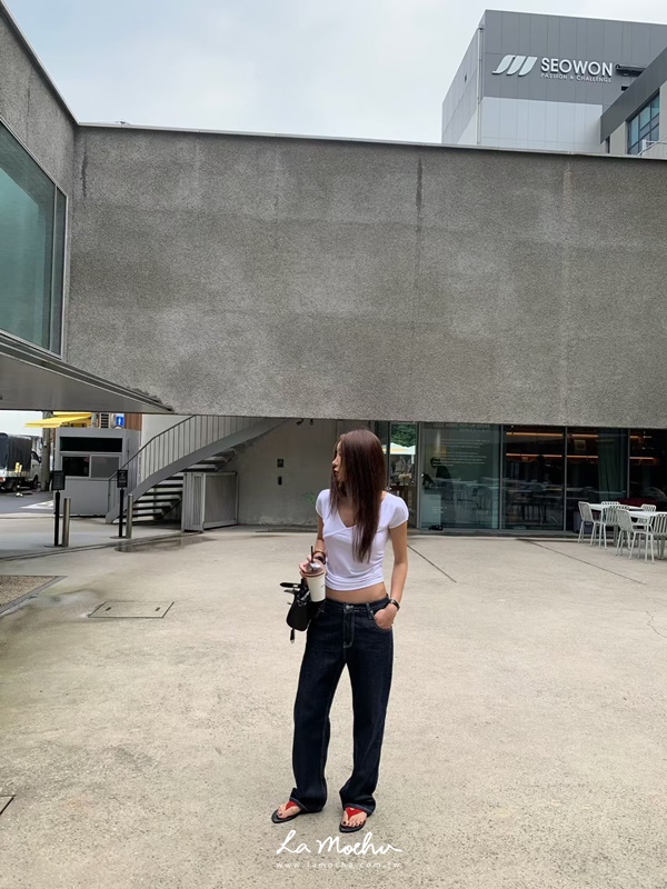 歐美涼感薄軟料上衣